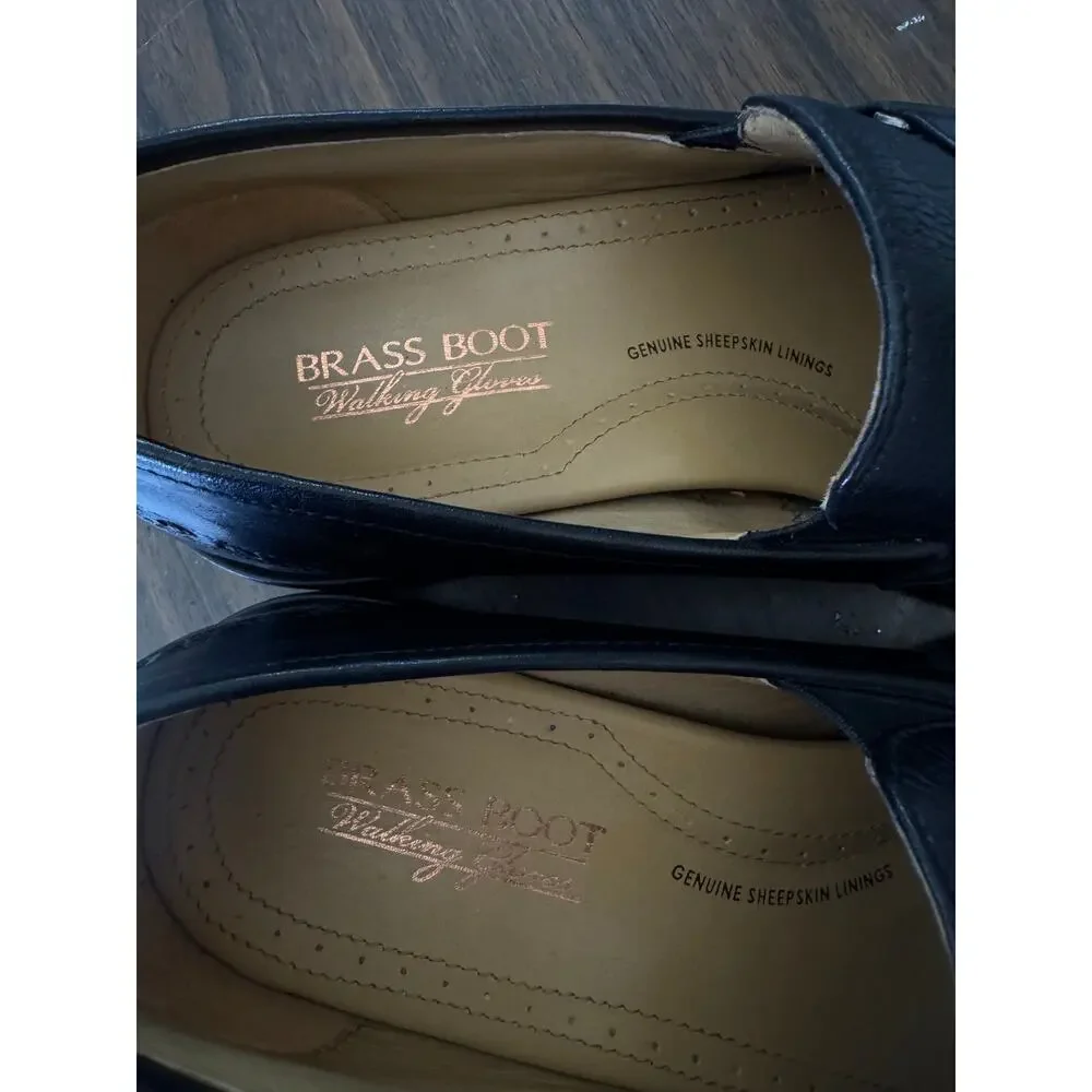 Johnston & Murphy Brass Boot black leather loafers. Genuine goatskin lining 8.5
